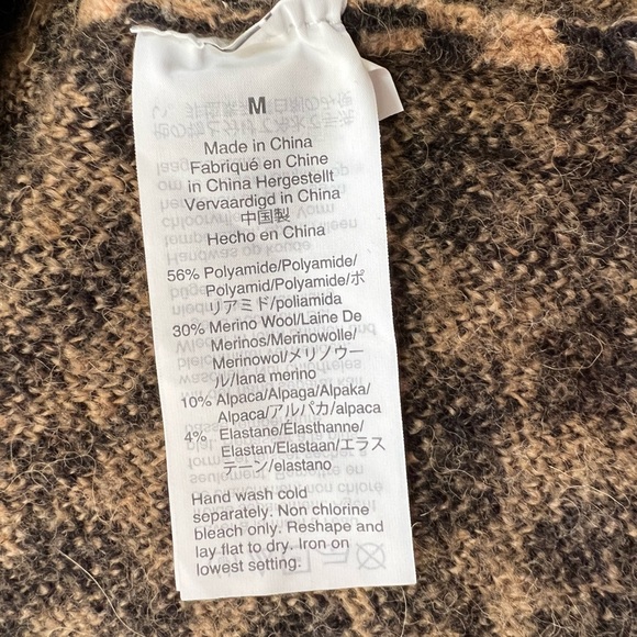 J. Crew Leopard Print Turtleneck Sweater - Supersoft and LIKE NEW! - Picture 5 of 5